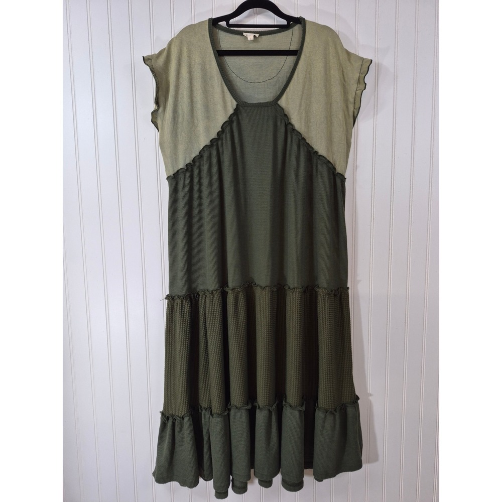 POL Clothing Women Green Waffle Knit Tiered Midi Dress Olive Sage Cotton Large